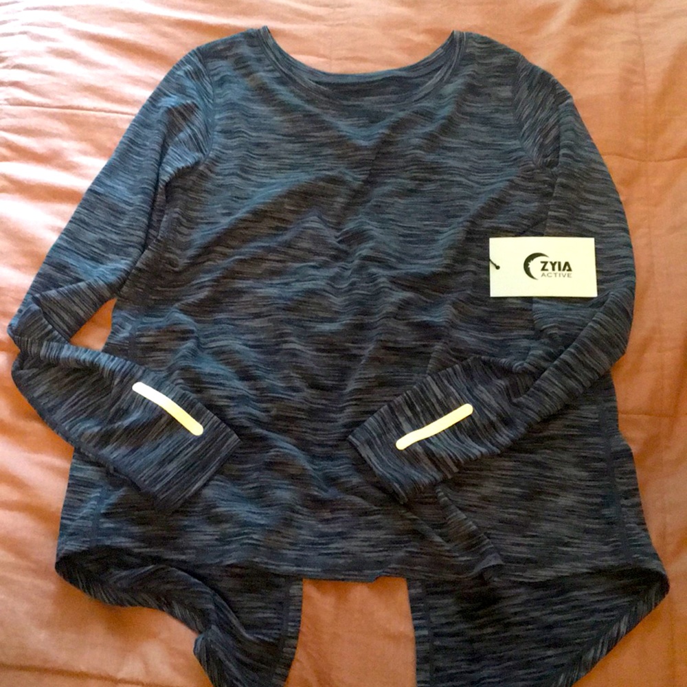 Zyia Long Sleeve Split Back Top